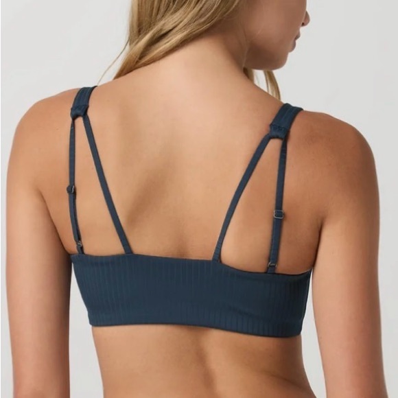 Vuori Inversion Rib Bra | XS | Ocean Blue - Picture 2 of 3